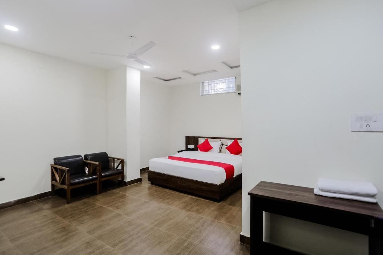 Oyo 63134 Hotel Red Queen Raigarh Exterior photo